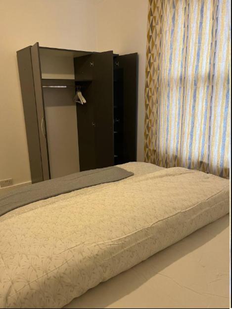 Two Bedroom Apartment In London Exteriör bild