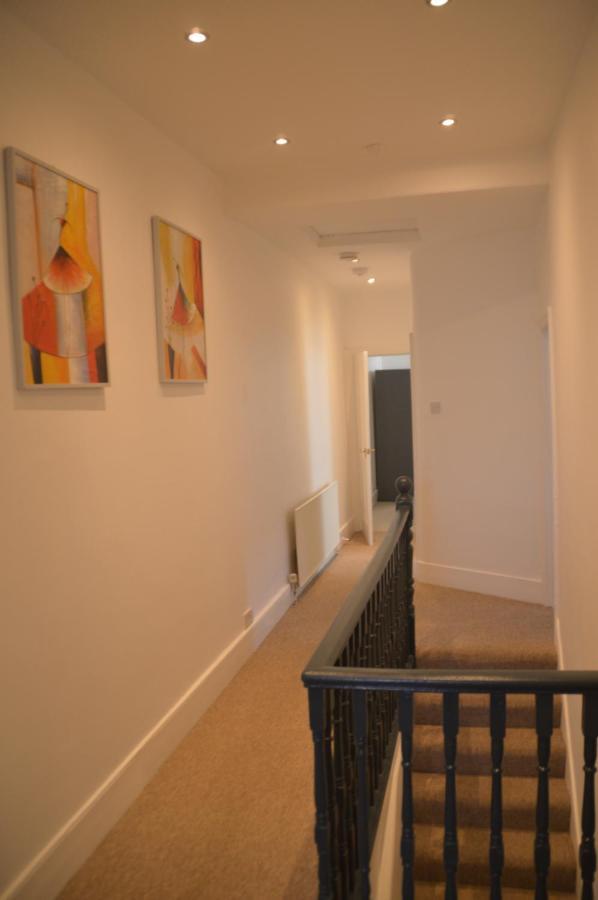 Two Bedroom Apartment In London Exteriör bild